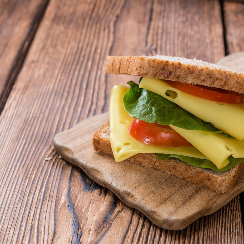 Edam<br/> cheese slices